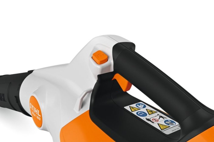 AKU Foukač STIHL BGA 160
