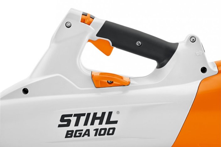 AKU FUKAR STIHL BGA 100