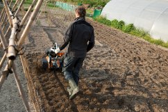 Rotační kypřič STIHL MH 585