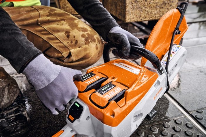 AKU Rozbrušovací stroj STIHL TSA 500 B