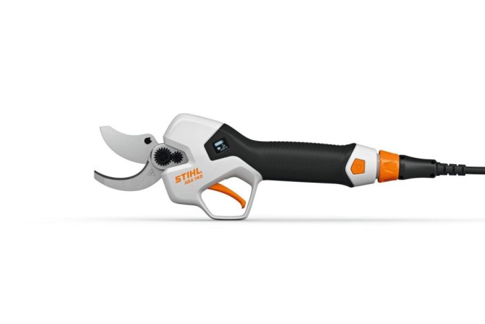 AKUMULÁTOROVÉ NŮŽKY NA VĚTVE STIHL ASA 140