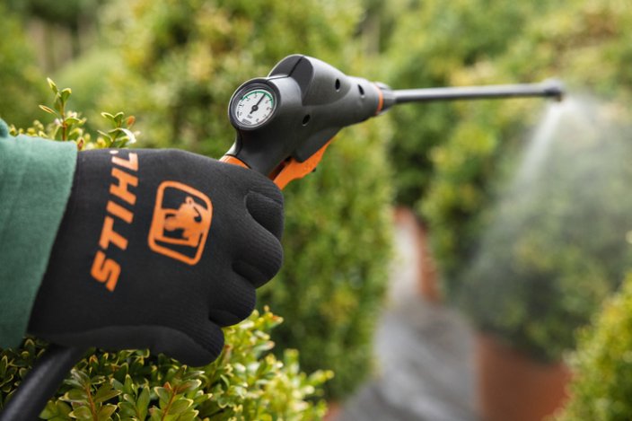 Akumulátorový postřikovač STIHL SGA 85
