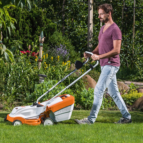 AKU sekačka STIHL RMA 235 