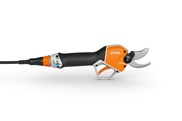 AKUMULÁTOROVÉ NŮŽKY NA VĚTVE STIHL ASA 130