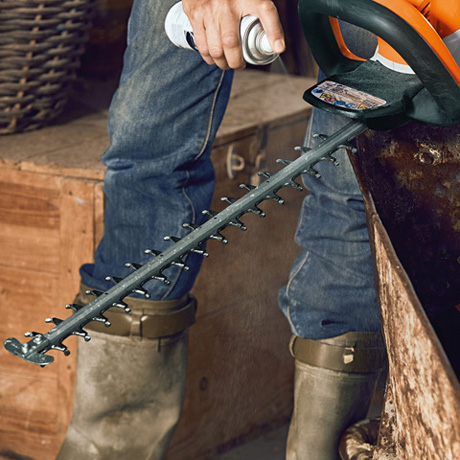AKU zahradní nůžky STIHL HSA 56