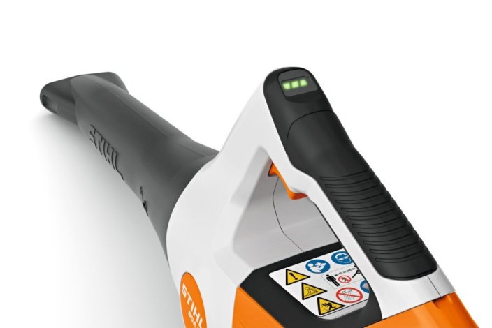AKUMULÁTOROVÝ FUKAR STIHL BGA 30