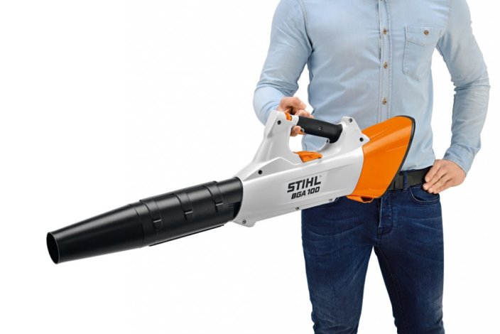 AKU FUKAR STIHL BGA 100