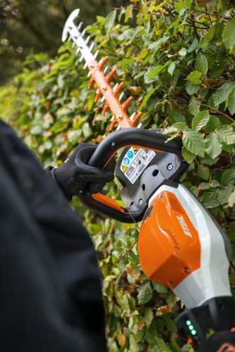 AKU nůžky STIHL HSA 94 R