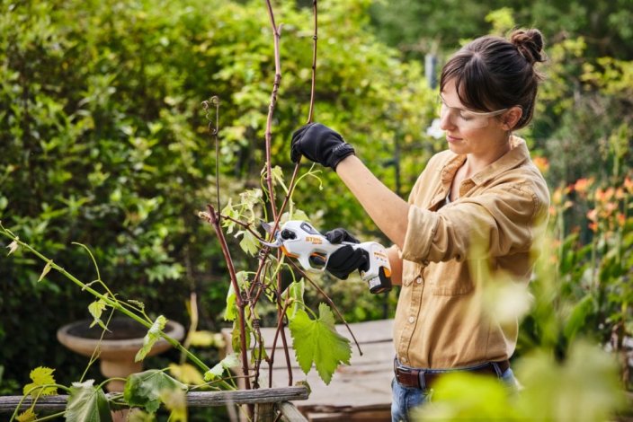 AKUMULÁTOROVÉ NŮŽKY STIHL ASA 20 SET