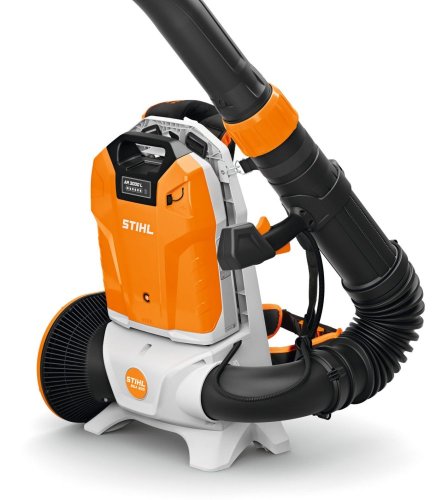 AKU Foukač STIHL BGA 300