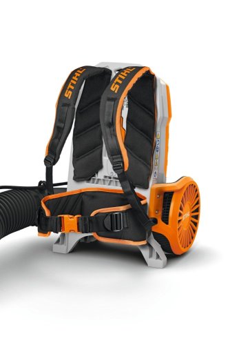 AKU Foukač STIHL BGA 300