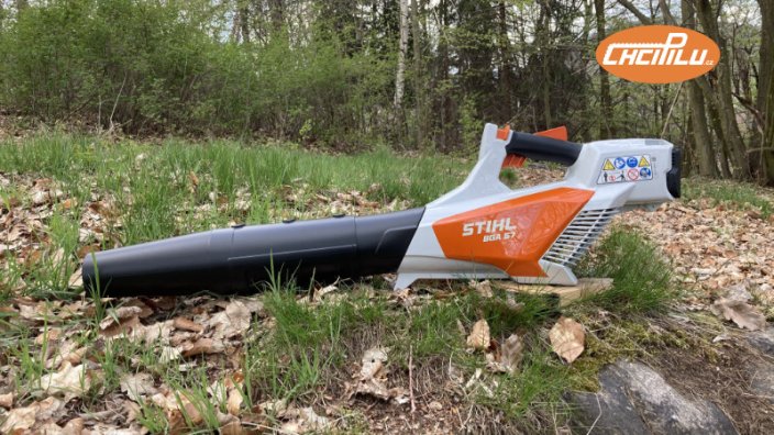 Foukač STIHL BGA 57 