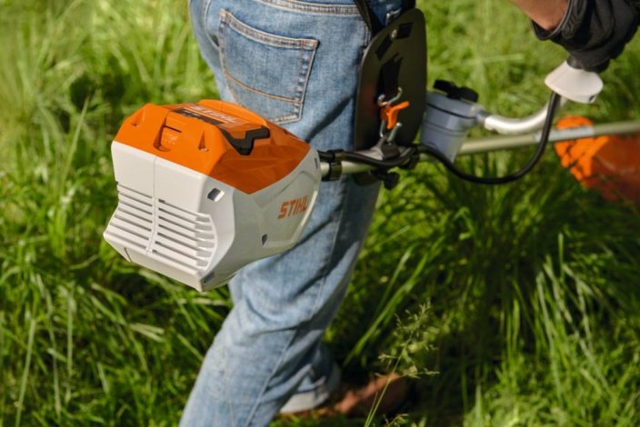 AKU křovinořez STIHL FSA 80