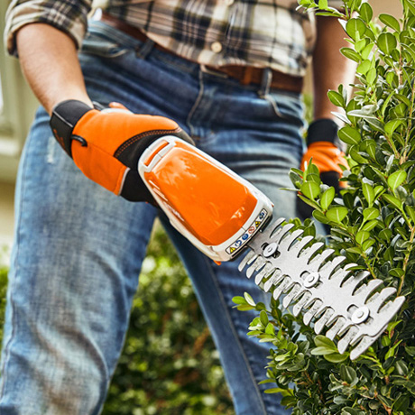 AKU zahradní nůžky STIHL HSA 26